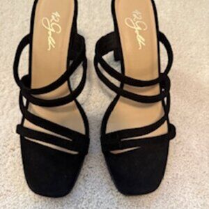 42 Gold. Black Faux Suede Slip on Sandals. Size 8.5.